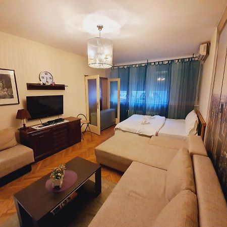 Апартаменти Central Park Studio Белград Екстер'єр фото
