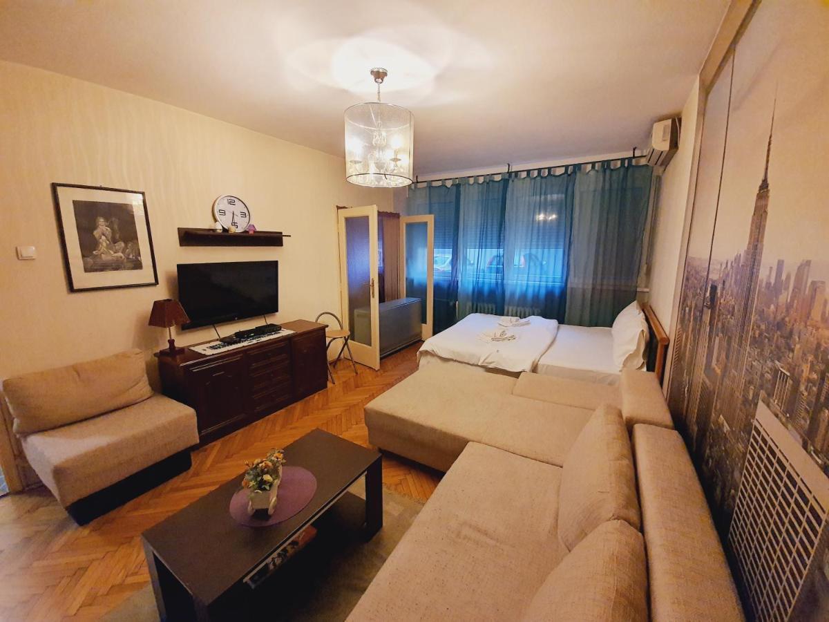 Апартаменти Central Park Studio Белград Екстер'єр фото